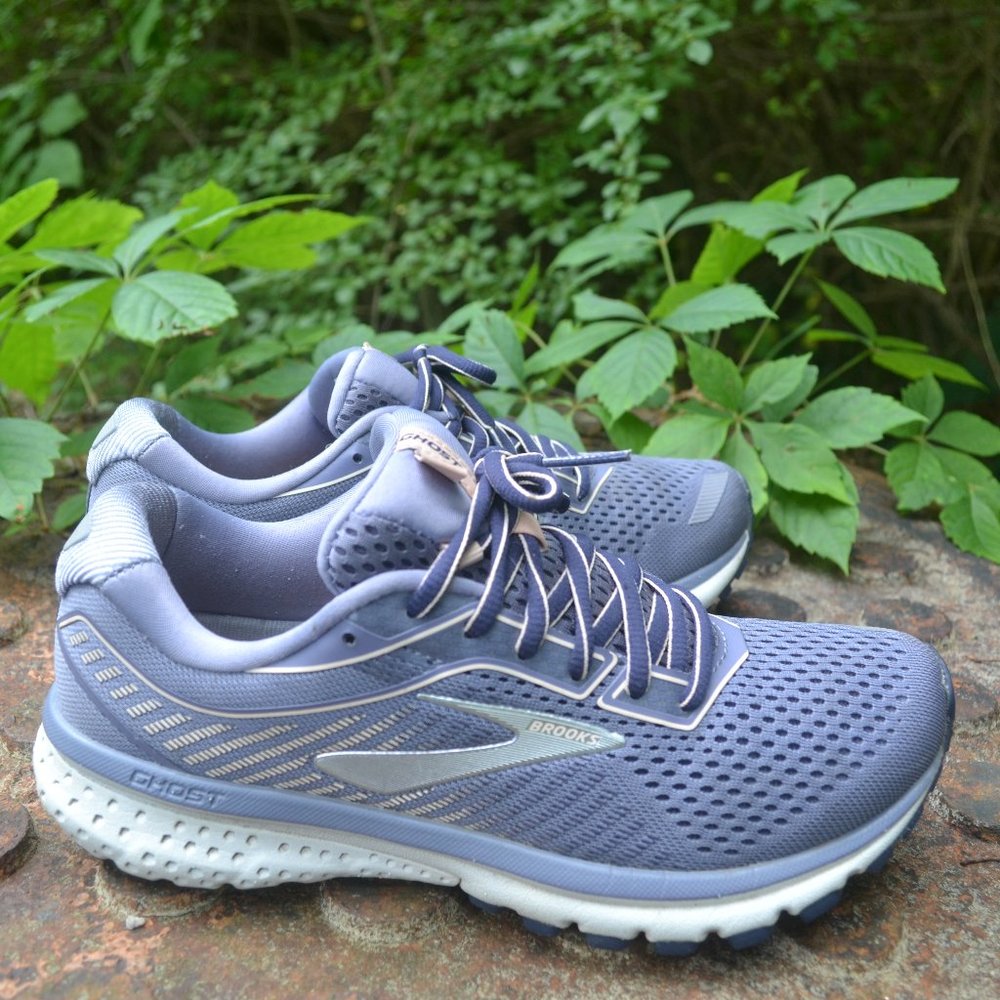 Brooks Womens Ghost 12 Size 8 B
